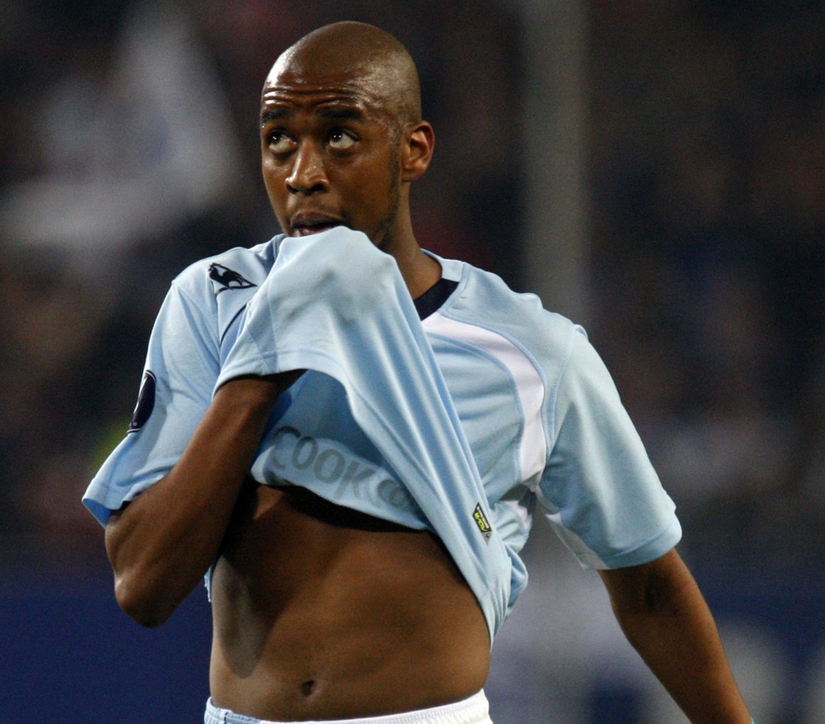 Manchester's Gelson Fernandes frowns after the UEFA Cup quarterfinal first leg soccer match between Hamburger Sportverein HSV and Manchester City FC in Hamburg, Germany, Thursday April 9, 2009. ( ...