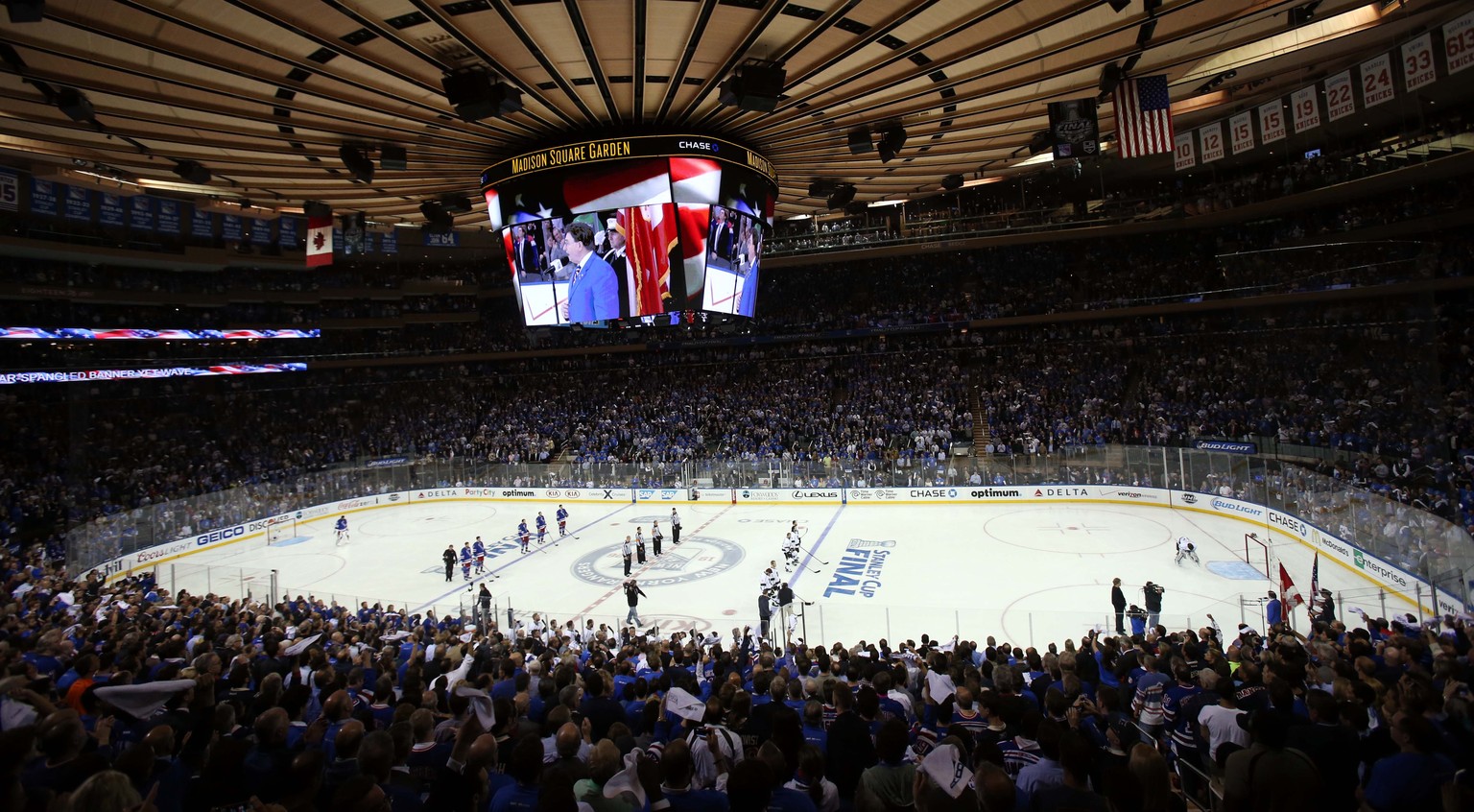 Spektakel in der besten Liga der Welt: In der NHL will jeder Hockey-Profi landen.