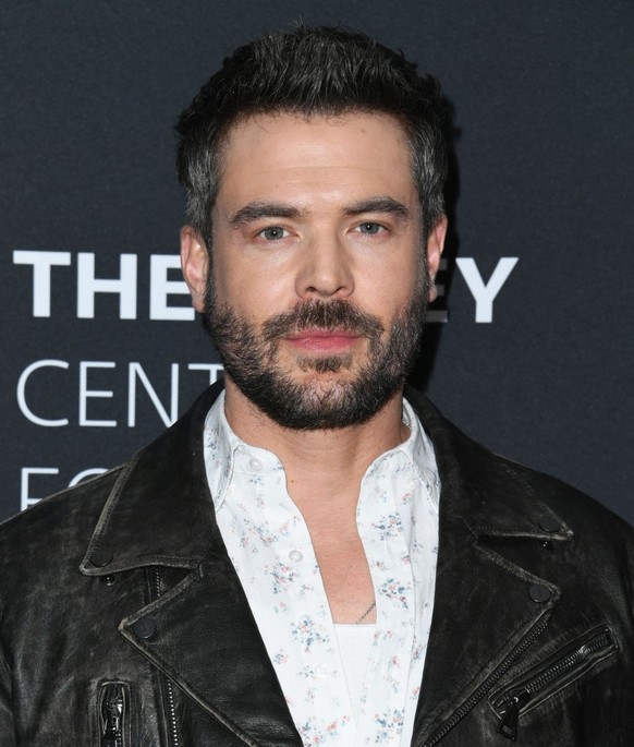 BEVERLY HILLS, CALIFORNIA - NOVEMBER 19: Charlie Weber attends The Paley Center celebrating the final season of "How to get away with murder" at The Paley Center for Media on Nov 19, 201...