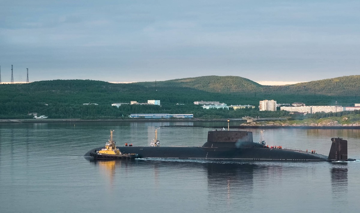 Russian nuclear submarine Dmitry Donskoy. a Russian nuclear a submarine Dmitry Donskoy. Copyright: xZoonar.com/DenisxPomortsevx 15888248