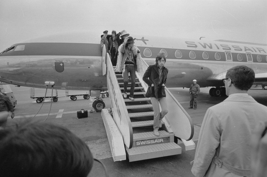 The Rolling Stones, Ankunft am Flughafen Zürich-Kloten

14.04.1967