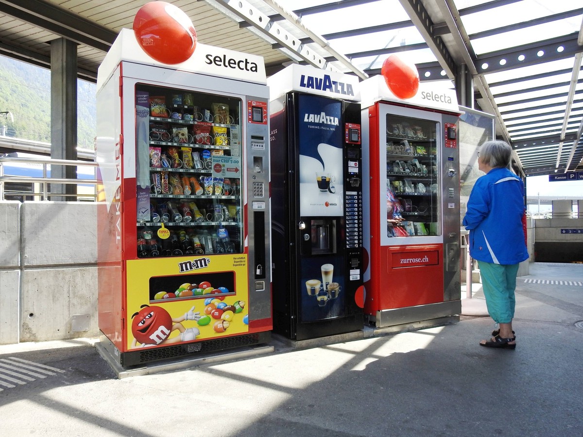 Foto Manuel Geisser 27.05.2020 Selecta Automat Zurrose.ch Lavazza Kaffeeautomat *** Photo Manuel Geisser 27 05 2020 Selecta Automat Zurrose ch Lavazza coffee maker PUBLICATIONxNOTxINxSUI