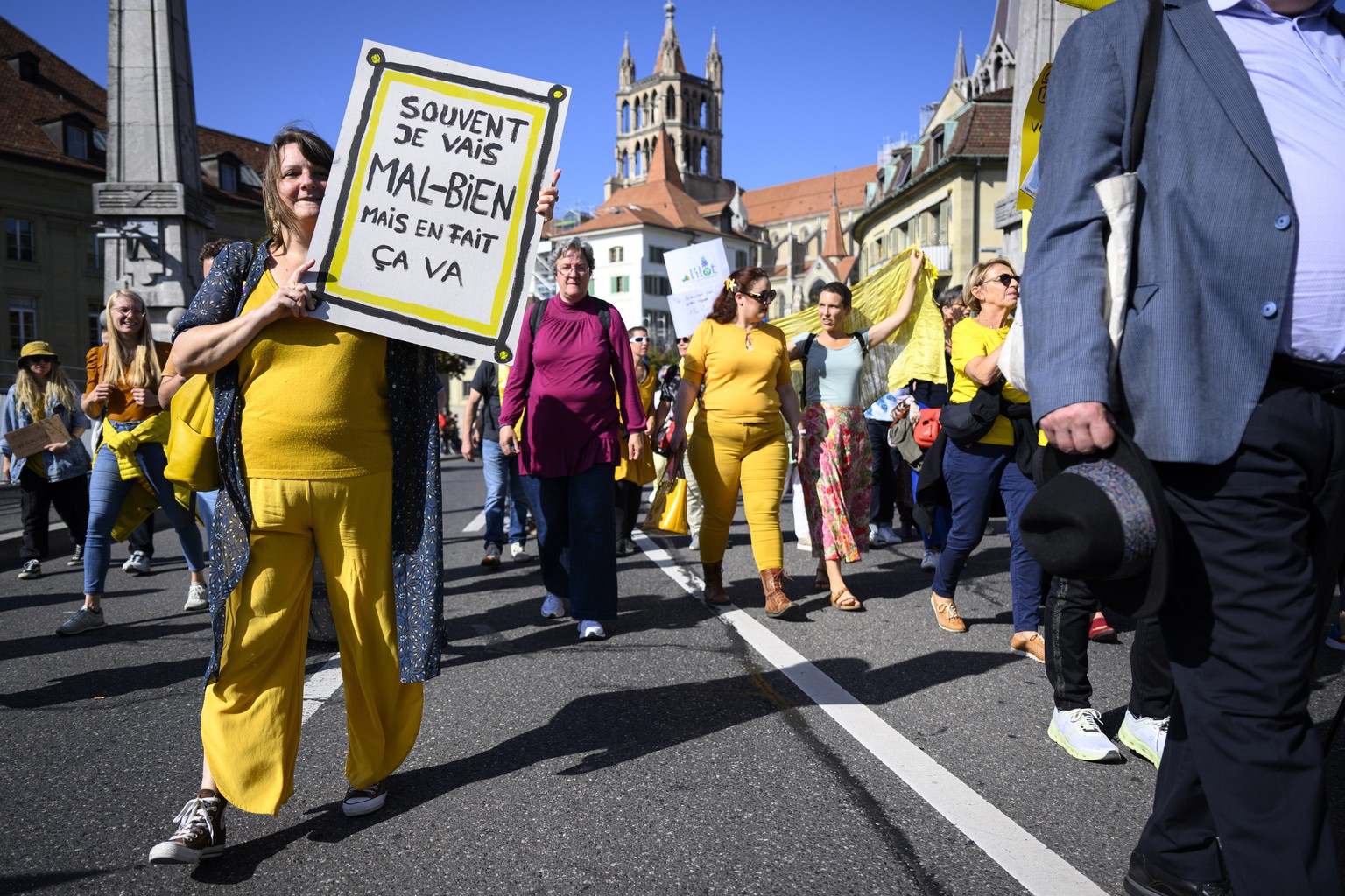 epa10905303 People take part in the national march 'Mad Pride', in Lausanne, Switzerland, October 7, 2023. About a thousand people paraded through the streets of Lausanne during the Swiss...