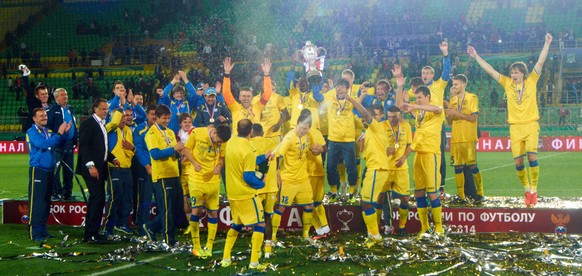 Beim Cupsieg im Mai 2014 ist die Welt für den FK Rostow noch in Ordnung.