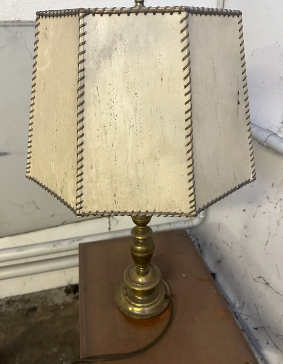 Antike Tischlampe