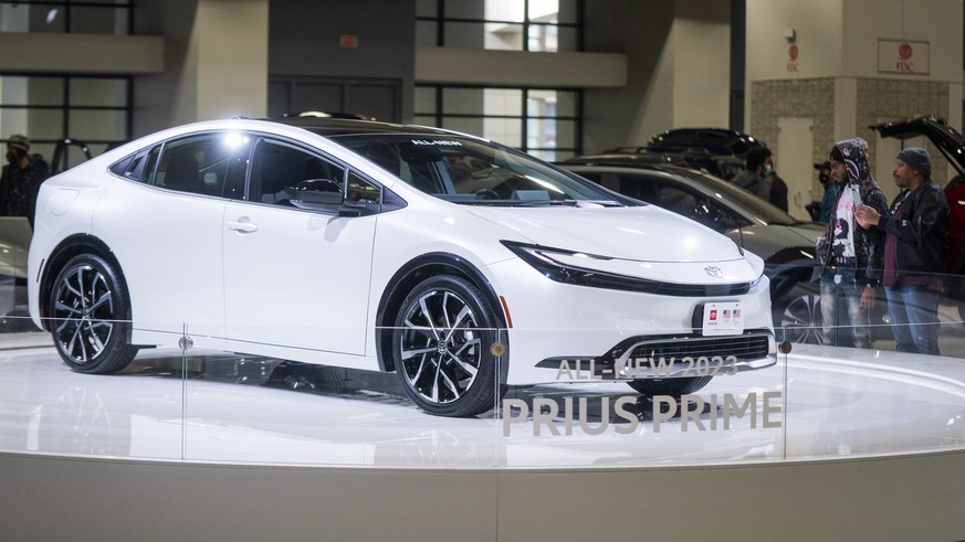 epa10425435 The 2023 Toyota Prius Prime on display at the Washington Auto Show at the Walter E. Washington Convention Center in Washington, DC, USA, 23 January 2023. EPA/SHAWN THEW