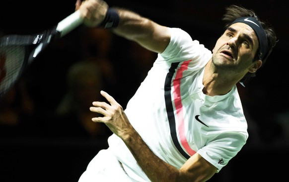 epa06525493 Roger Federer of Switzerland in action against Ruben Bemelmans of Belgium during their first round match of the ABN AMRO World Tennis Tournament in Rotterdam, Netherlands, 14 February 2018 ...