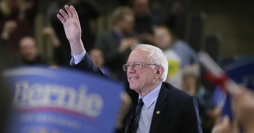 Der demokratische Präsidentschaftskandidat Bernie Sanders hat im US-Bundesstaat Kansas einen Sieg gegen Hillary Clinton eingefahren.