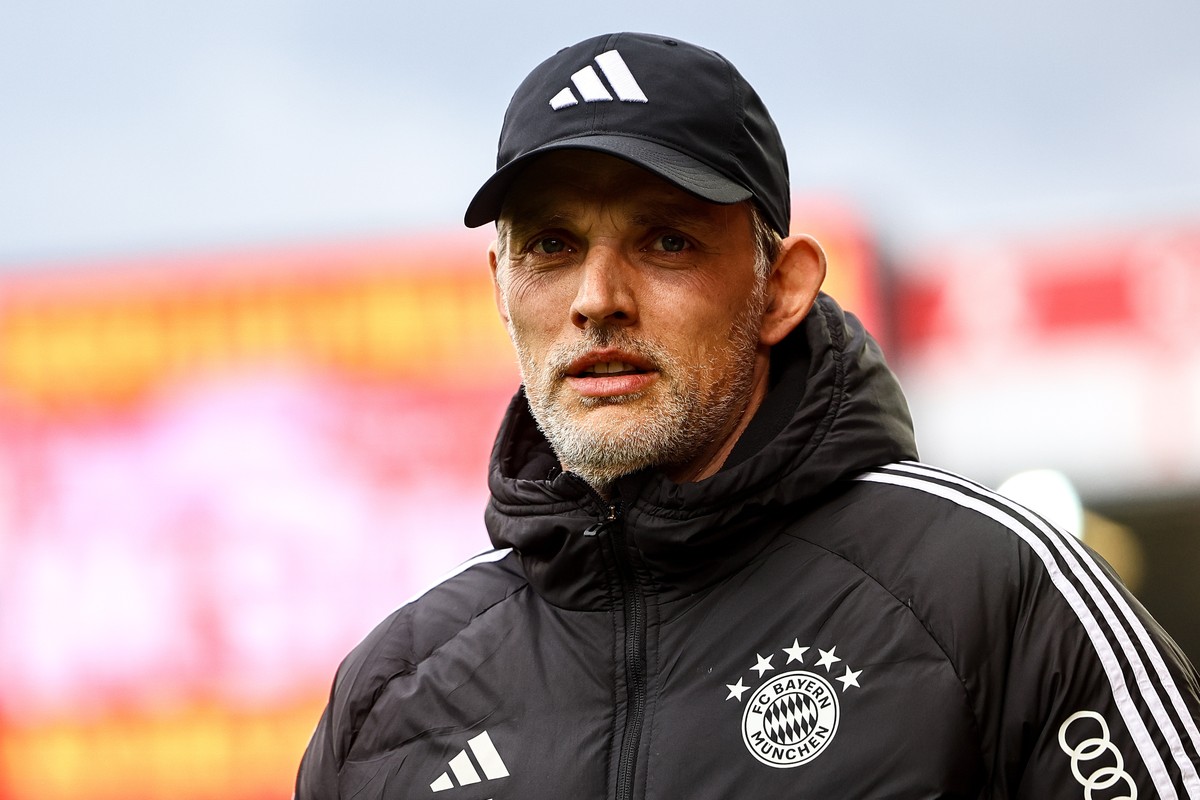 epa11290425 Munich's head coach Thomas Tuchel prior to the German Bundesliga soccer match between 1. FC Union Berlin and Bayern Munich in Berlin, Germany, 20 April 2024. EPA/FILIP SINGER CONDITIO ...