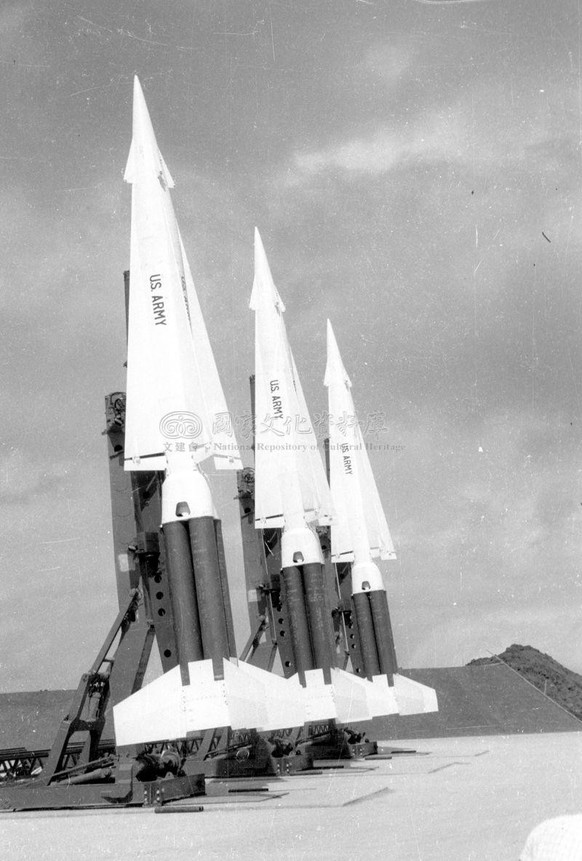 Amerikanische Langstrecken-Flugabwehrraketen auf Taiwan, 1958. 