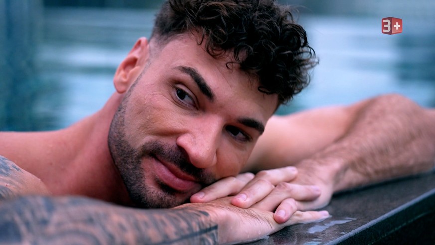 Bachelor Dennis