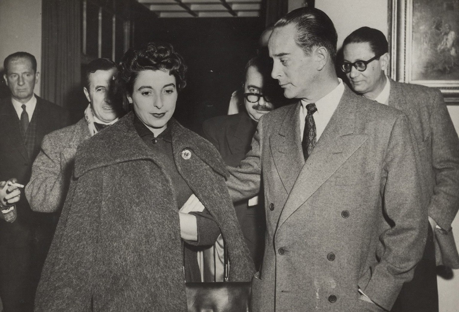 Jacobo Arbenz Guzmán with his wife, taken in 1955. https://commons.wikimedia.org/wiki/File:Jacobo_%C3%81rbenz_e_sua_esposa,_1955.tif