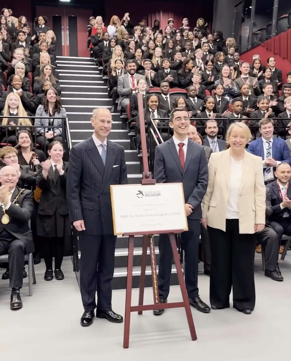Son mari, Edward, visitait le conservatoire de Birmingham.