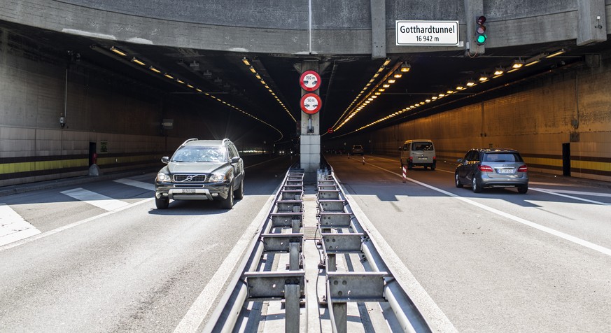 Der Gotthard-Strassentunnel muss saniert werden. Zur Entlastung soll eine zweite Röhre gebaut werden.