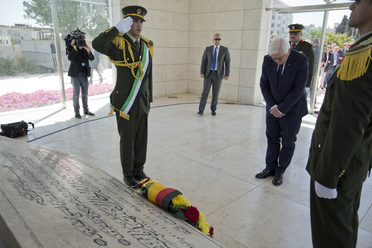 German President Frank-Walter Steinmeier lays a wreath at the grave of former Palestinian President Yasser Arafat's grave, before a meeting with Palestinian President Mahmoud Abbas, in the West B ...