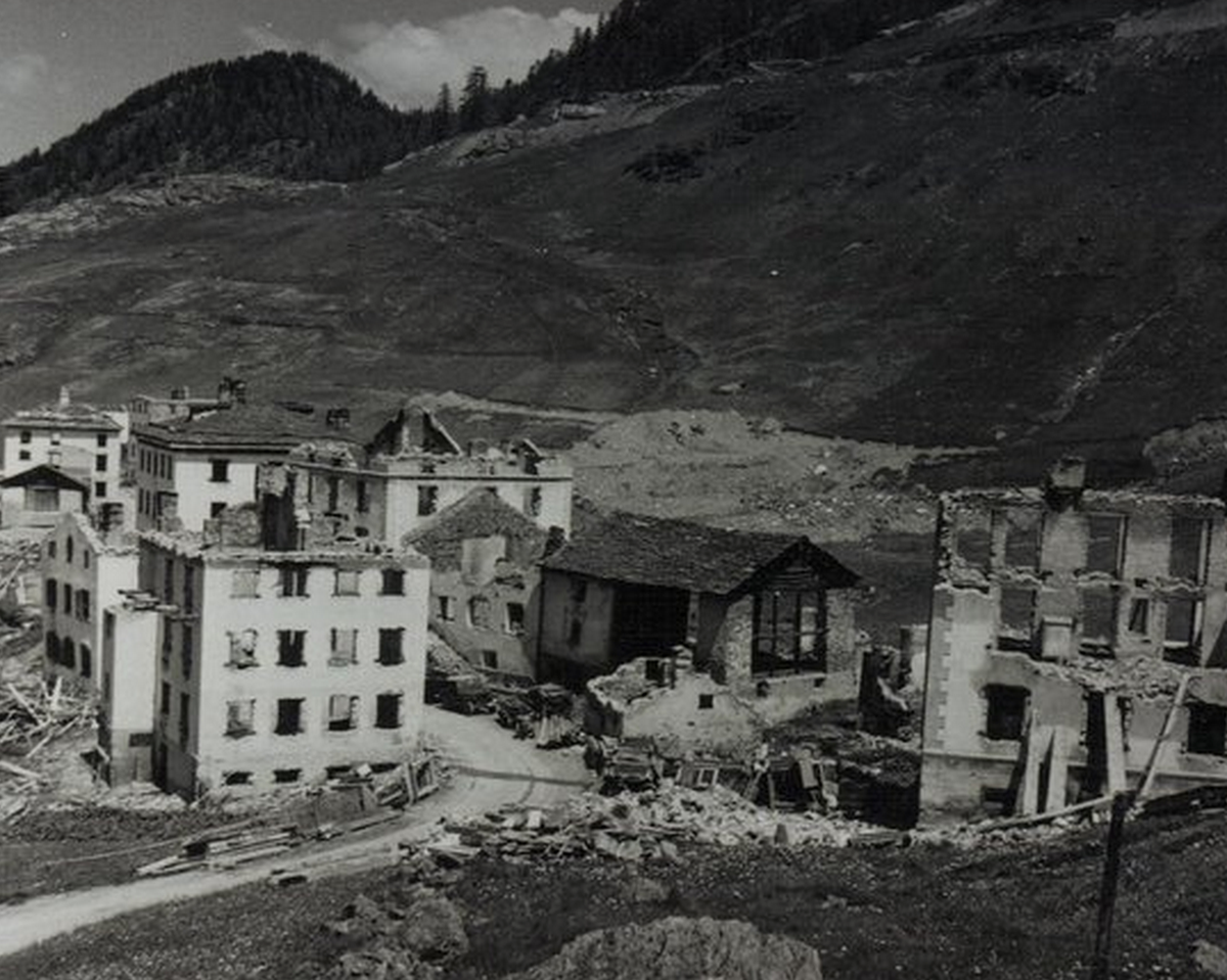 Das alte Marmorera – heute gänzlich zerstört am Grund des Stausees.