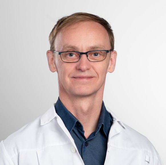 Dr Witold Gertych, médecin chirurgien onco-gynécologue au Centre des tumeurs gynécologiques au Chuv.