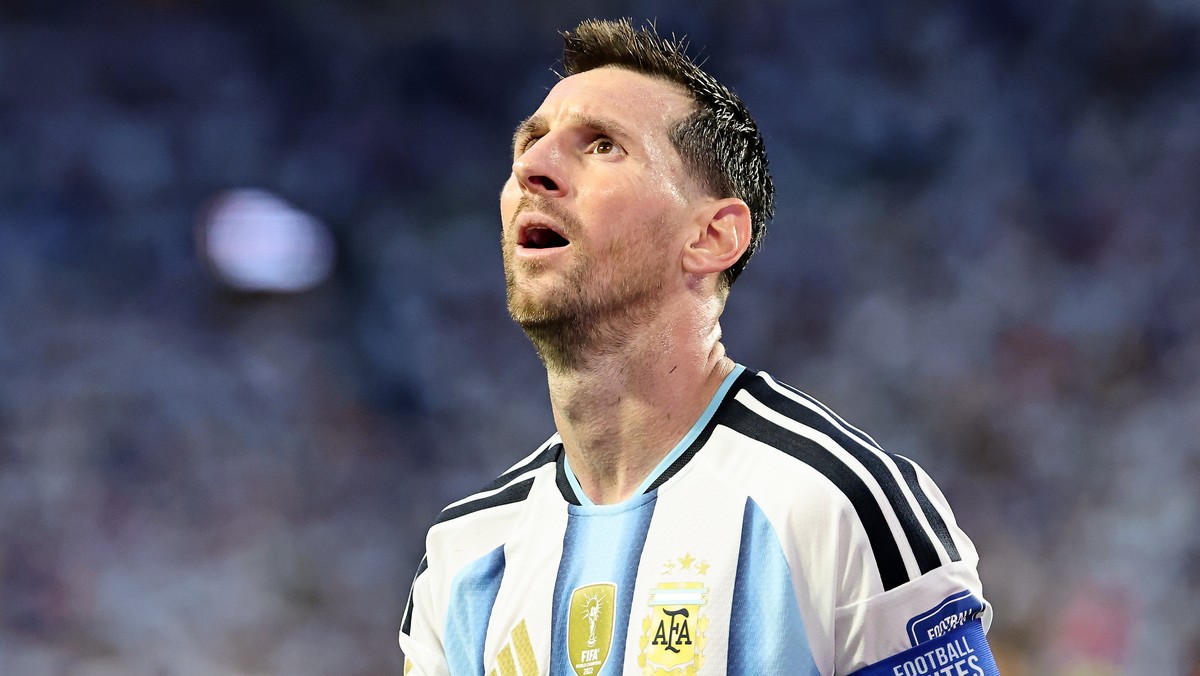 epa13084920 Lionel Messi of Argentina looks on during the FIFA World Cup 2026 Round of 32 match Argentina against Cape Verde, in Miami, USA, 03 July 2026. EPA/RONALD WITTEK
