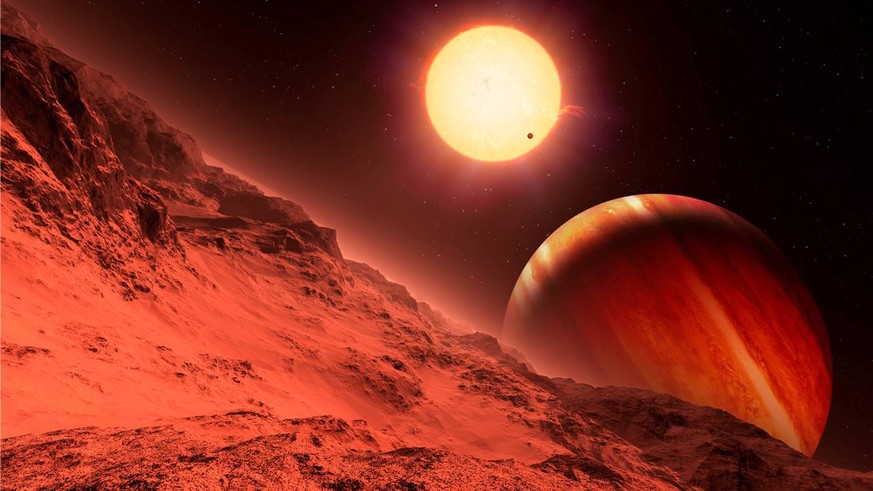 Diese Darstellung zeigt im Hintergrund die Sonne 51 Pegasi, bei welcher die Forscher den ersten Planeten ausserhalb des Sonnensystems entdeckt haben. Das Gebirge im Vordergrund gehört zu einem Mond.