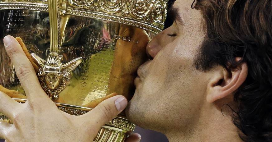 Darf Federer den goldenen Wimbledon-Pott im nächsten Jahr endlich wieder küssen?