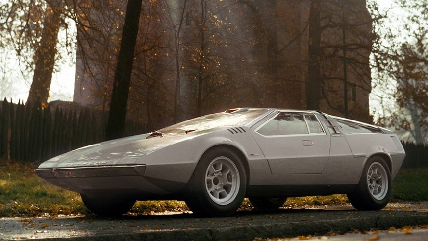 1970 porsche tapiro giugiaro http://silodrome.com/1970-giugiaro-porsche-tapiro/