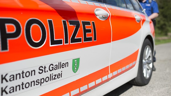 In Au im Kanton St. Gallen sind am Donnerstagmorgen zwei Personen tot aufgefunden worden. Die Polizei geht von einem Tötungsdelikt aus. (Symbolbild)