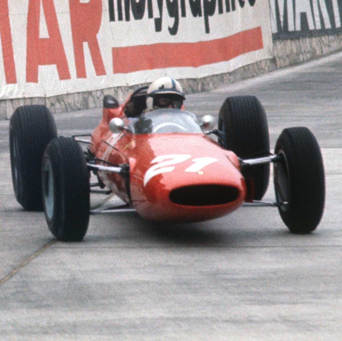 IMAGO / agefotostock
No.21 John Surtees Ferrari 158 V8 at Tabac corner, Monaco GP 10 May 1964 xGPxLibraryx xGPL-GeoffxGoddardx Editorial Use Only GPY-GPL04643