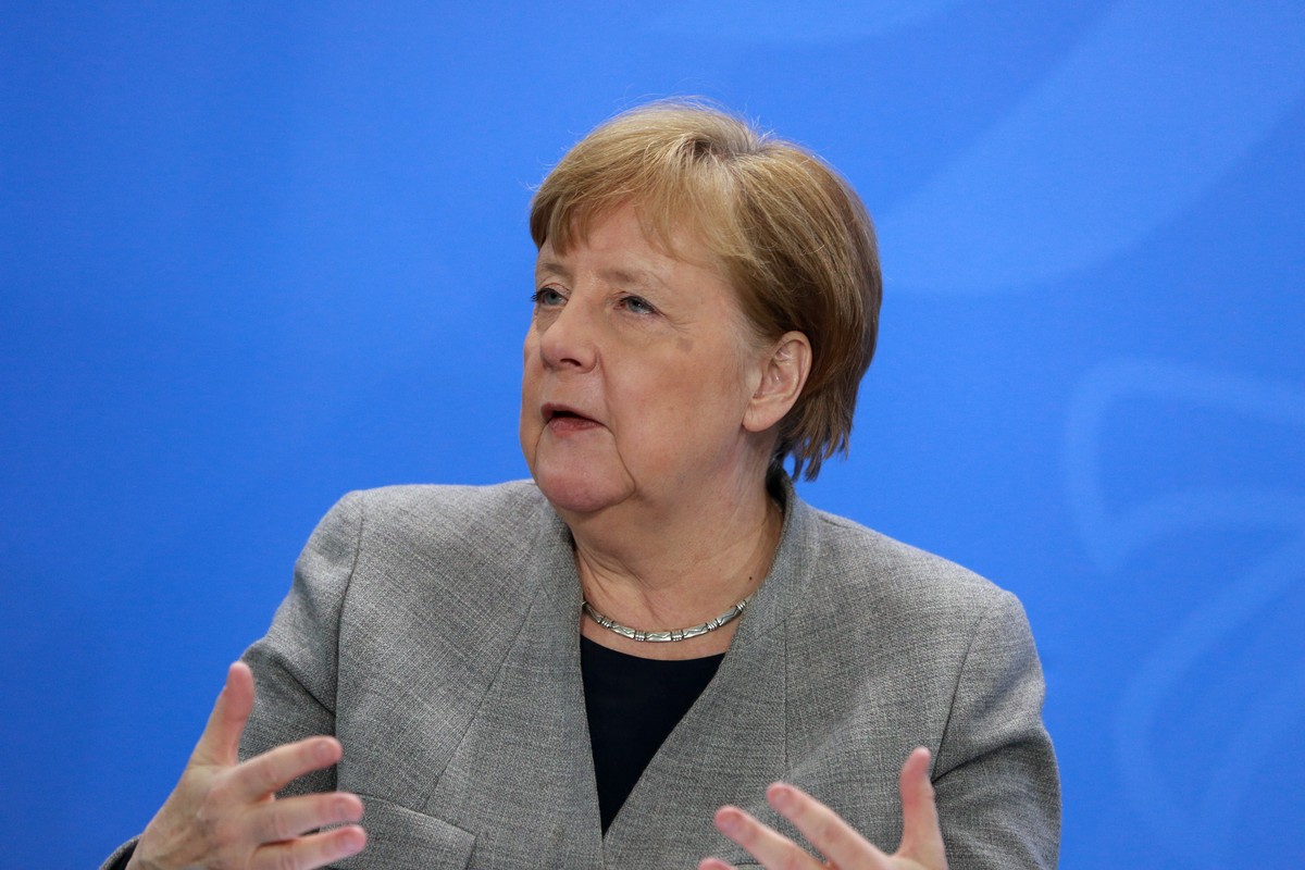 epa08364968 German Chancellor Angela Merkel addresses a press conference about the latest plans of the German government to slowly ease lockdown restrictions imposed during the coronavirus disease (CO ...