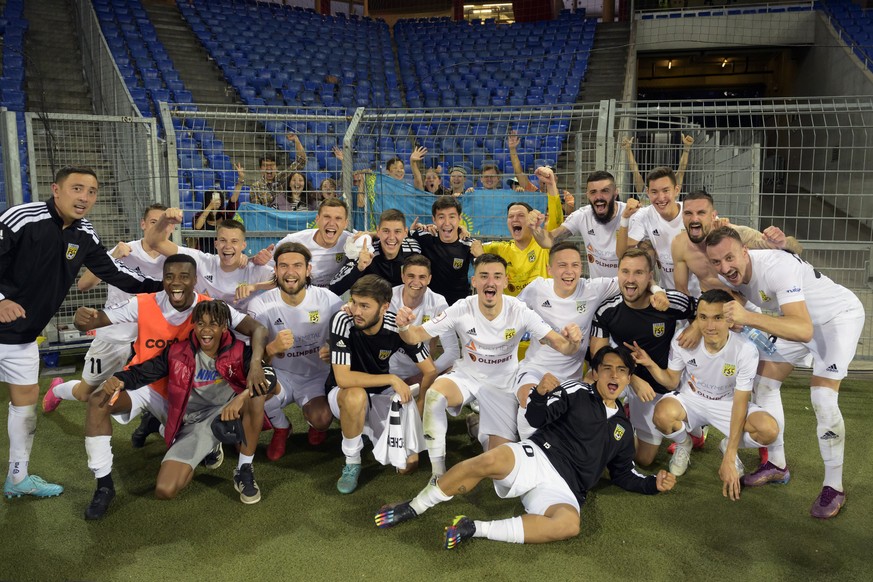 epa10772269 Tobol&#039;s players cheer after winning the UEFA Europa Conference League second qualifying round first leg match between FC Basel 1893 and FC Tobol Kostanay at the St. Jakob-Park stadium ...