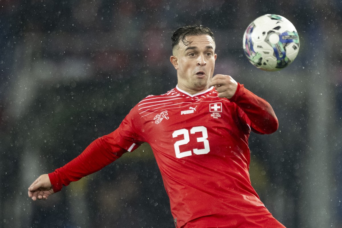 epa10983446 Switzerland's Xherdan Shaqiri during the UEFA Euro 2024 qualifying group I soccer match between Switzerland and Kosovo at the St. Jakob-Park stadium in Basel, Switzerland, 18 November ...