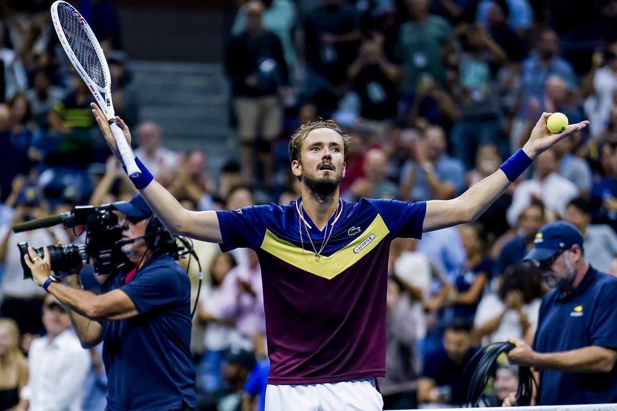 epa10849866 Daniil Medvedev of Russia reacts after defeating Carlos Alcaraz of Spain during their men's singles semifinal round match during the US Open Tennis Championships at the USTA National  ...