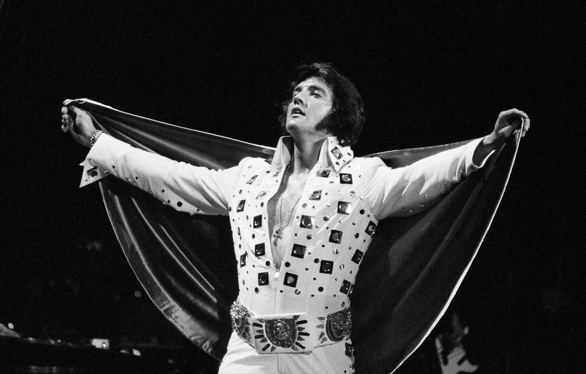 Elvis Presley performs at Madison Square Garden in this June 1972 photo provided by George Kalinsky. Kalinsky, who has been the official Garden photographer for more than 40 years, came across the nev ...