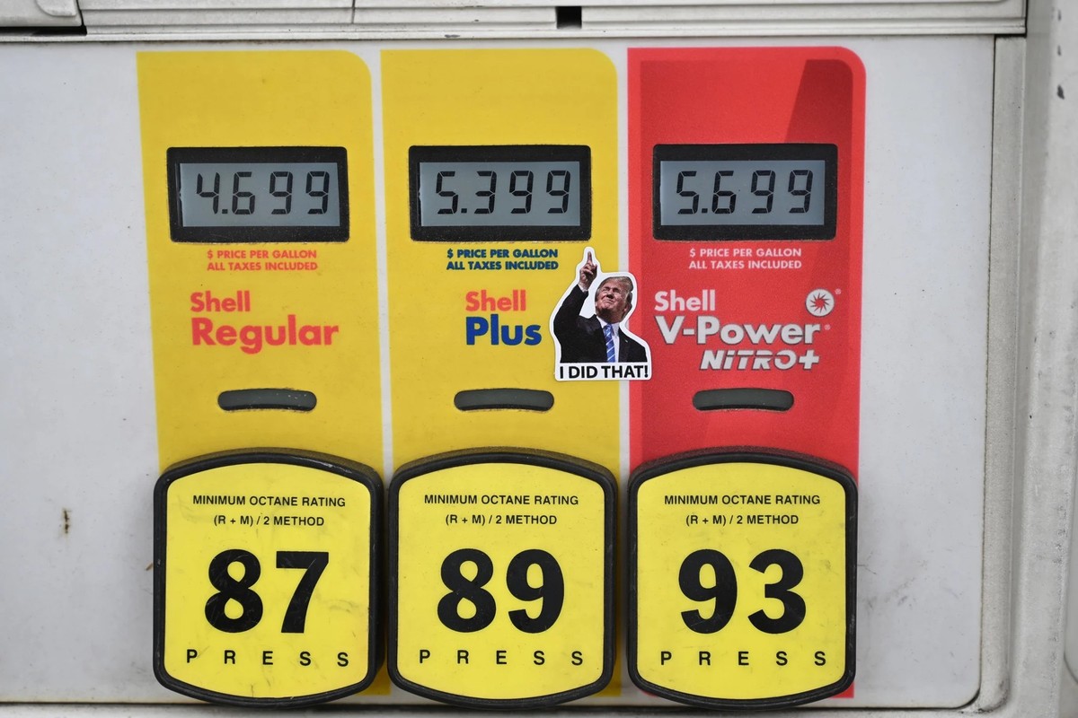 Les promesses du président américain sur le prix des carburants n'ont pas été tenues, et cela pèse sur son électorat.