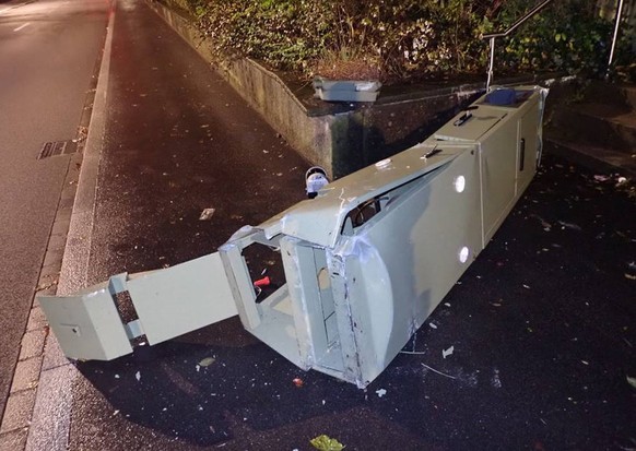 Umgefahrener Blitzkasten in Winterthur