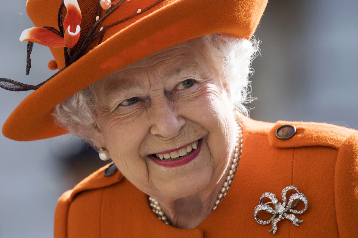 epa10170686 (FILE) - Britain's Queen Elizabeth II arrives for a visit to the Royal Academy of Arts in Central London, Britain, 20 March 2018 (reissued 08 September 2022). According to a statement ...
