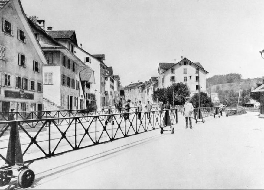 Undatiert: Bahnübergang Baselstrasse Dammstrasse.