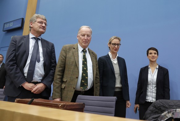 Frauke Petry, co-chairwoman of the AfD, right, stands with, from left, Joerg Meuthen, co-chairman, and top candidates Alexander Gauland and Alice Weidel, from left, prior to a press conference of the  ...