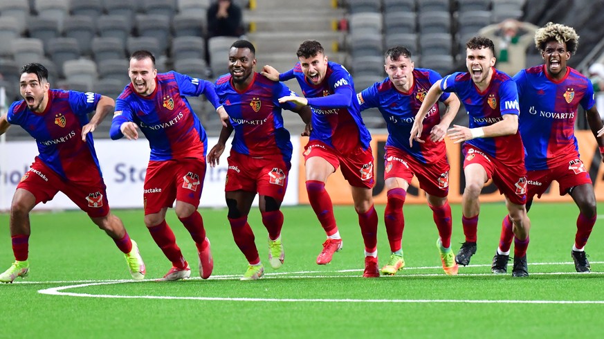 epa09431201 Basel&#039;s players celebrate winning against Hammarby IF during the UEFA Conference League second leg play-offs soccer match between Hammarby IF and FC Basel at Tele2 Arena in Stockholm, ...