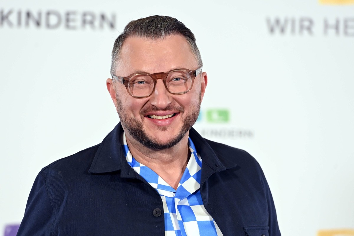 Sebastian LEGE, Koch, Moderator, Portraet, Portr舩, Portrait, Angeschnittenes Einzelbild, Einzelmotiv, 30. RTL Spendenmarathon Wir helfen Kindern , Fernsehen, 20.-21.11.2025 in Huerth, Deutschland, *** ...