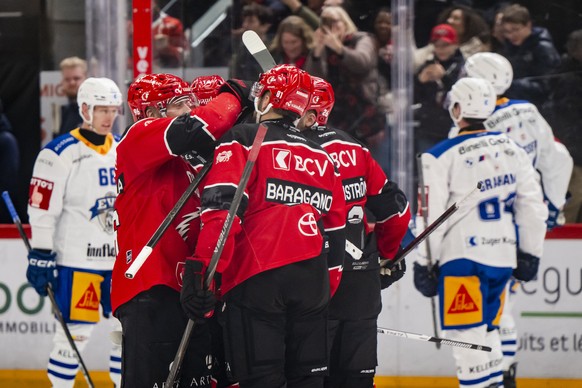 Joie des joueurs lausannois apres le but du 4:2, marque par Erik Braennstroem (LHC) lors du match de championnat suisse de hockey sur glace de National League, entre Lausanne HC et EV Zug le samedi 22 ...