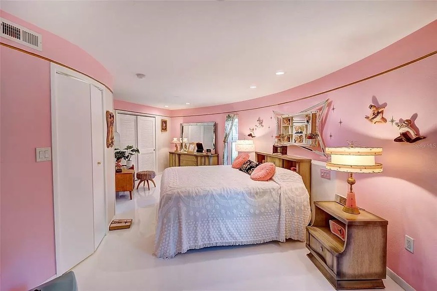 design ikone architektur mid-century retro immobilien villa wohnen https://www.zillow.com/homedetails/3201-Peachtree-St-Sarasota-FL-34231/47501339_zpid/?utm_source=zillowgonewild&amp;utm_medium=zillow ...