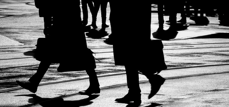 Banker und Geschäftsleute am Paradeplatz in Zürich.