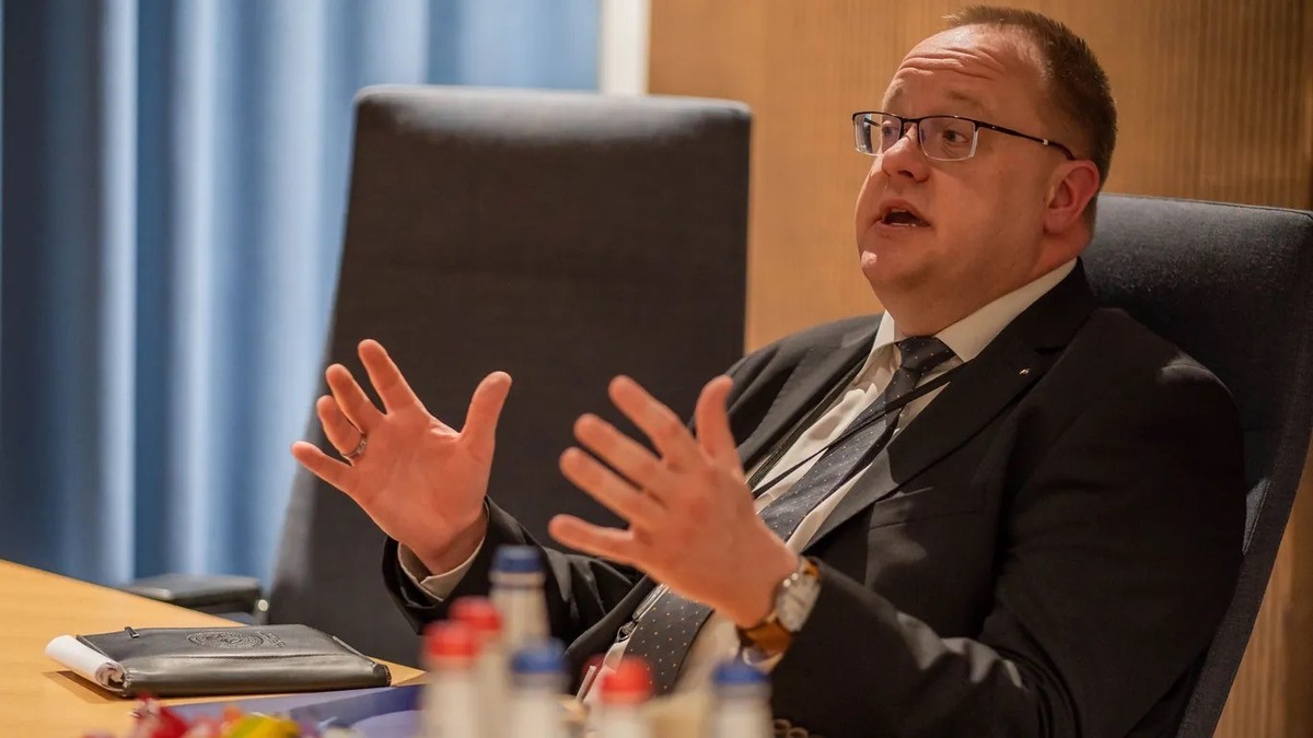 Der Geheimdienstchef von Esland, Kaupo Rosin.