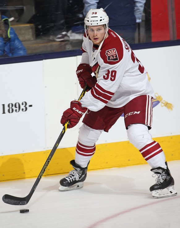 TORONTO, ON - JANUARY 29: Brendan Shinnimin #39 of the Arizona Coyotes skates during the warm-up prior to playing against the Toronto Maple Leafs during an NHL game at the Air Canada Centre on January ...