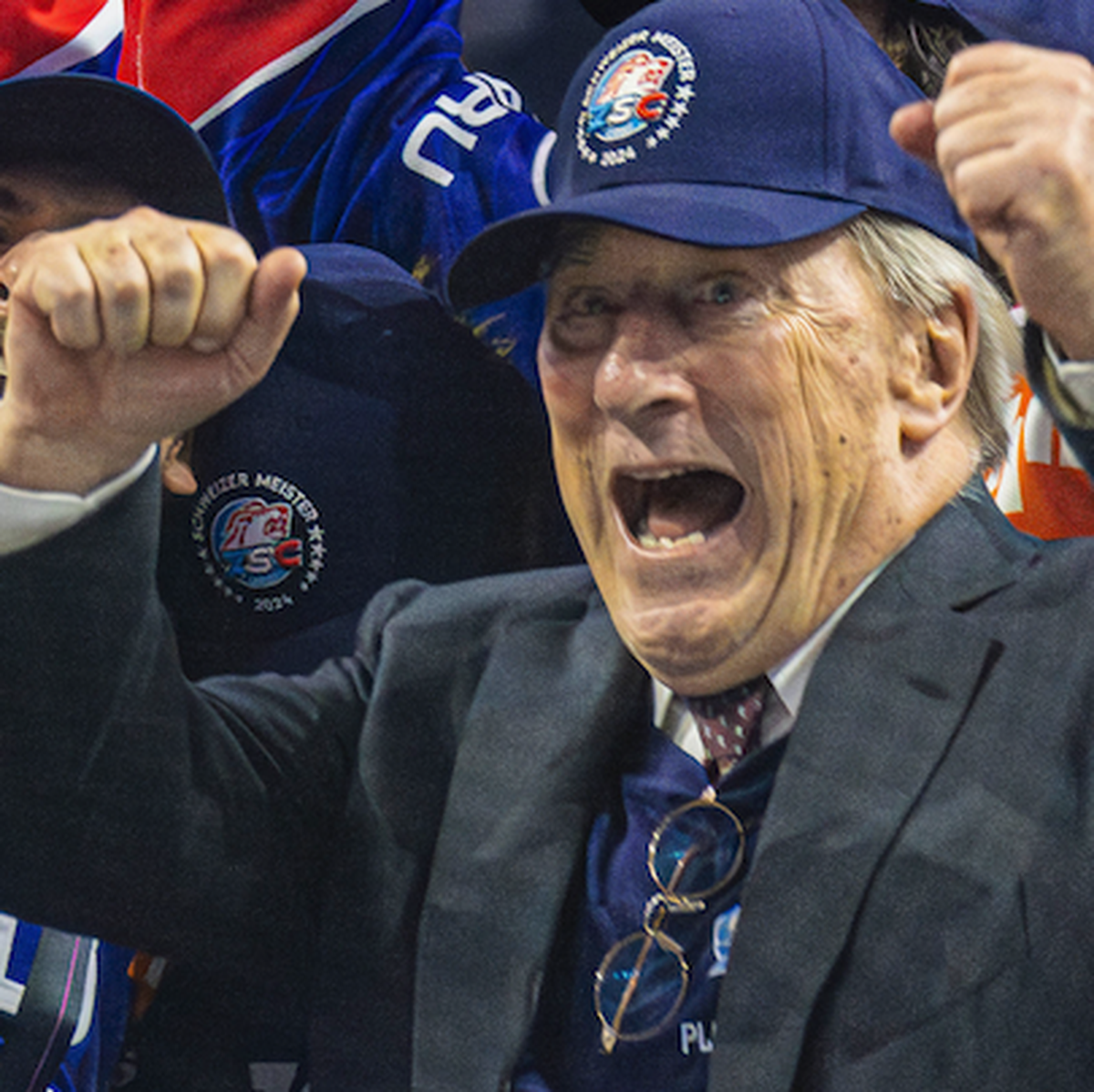 Walter Frey Ice hockey, Eishockey Playoff-Final ZSC Lions - Lausanne HC, Zurich, Switze Zurich, Switzerland, 30th Apr 2024: ZSC Lions forward Denis Hollenstein lifts the trophy for the Swiss champions ...