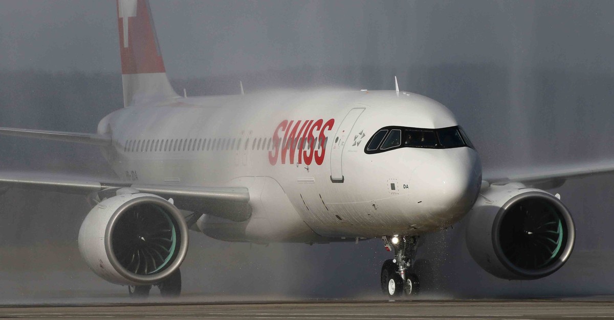 Blitz trifft Swiss-Maschine – Flug nach London abgebrochen