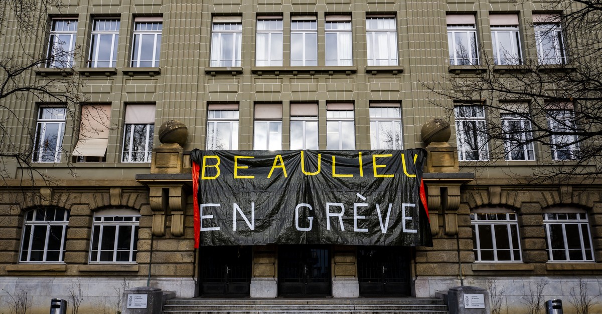 Der-Streik-gegen-die-Sparmassnahmen-im-Kanton-Waadt-setzt-sich-fort