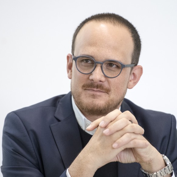 Der CEO von Swiss Ice Hockey Federation, Florian Kohler, anlaesslich einer Medienkonferenz zum Projekt China - Eishockey-Knowhow und Kulturaustausch zwischen Swiss Ice Hockey Federation und der Chines ...