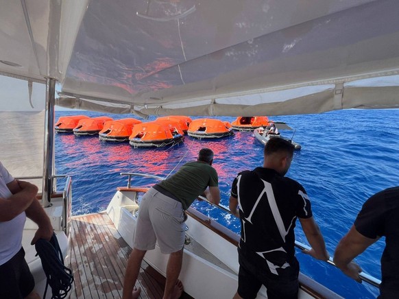 Boat carrying 267 capsizes off Kyrenia: Fatalities reported, search underway for missing KYRENIA, TRNC - AUGUST 30: Search and rescue operations continue off the coast of Kyrenia, Turkish Republic of  ...