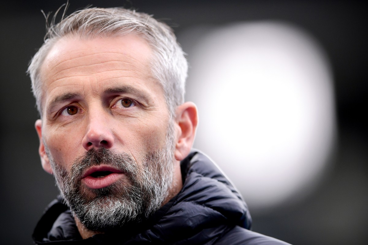 epa09126649 Moenchengladbach's head coach Marco Rose reacts prior to the German Bundesliga soccer match between Hertha BSC and Borussia Moenchengladbach in Berlin, Germany, 10 April 2021. EPA/CLE ...